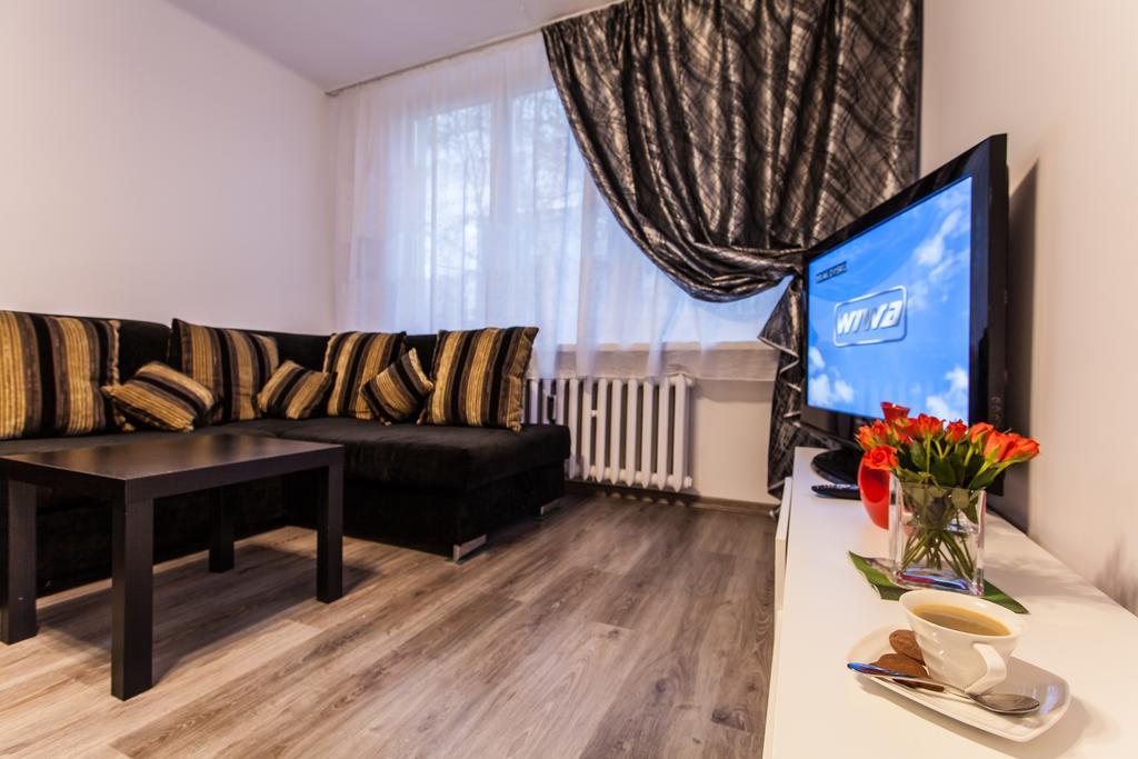 Apartamenty Spodek カトヴィツェ 部屋 写真